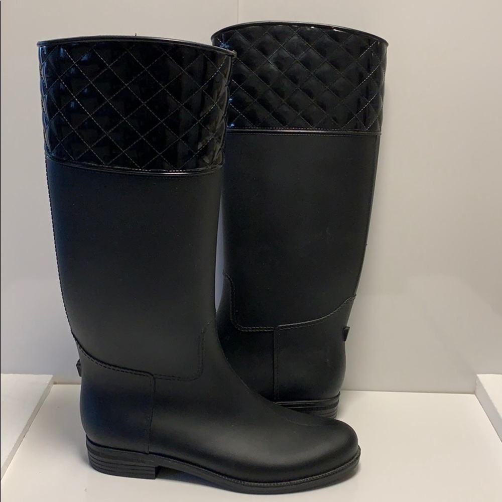 Black Knee High Rubber Rain Boots!